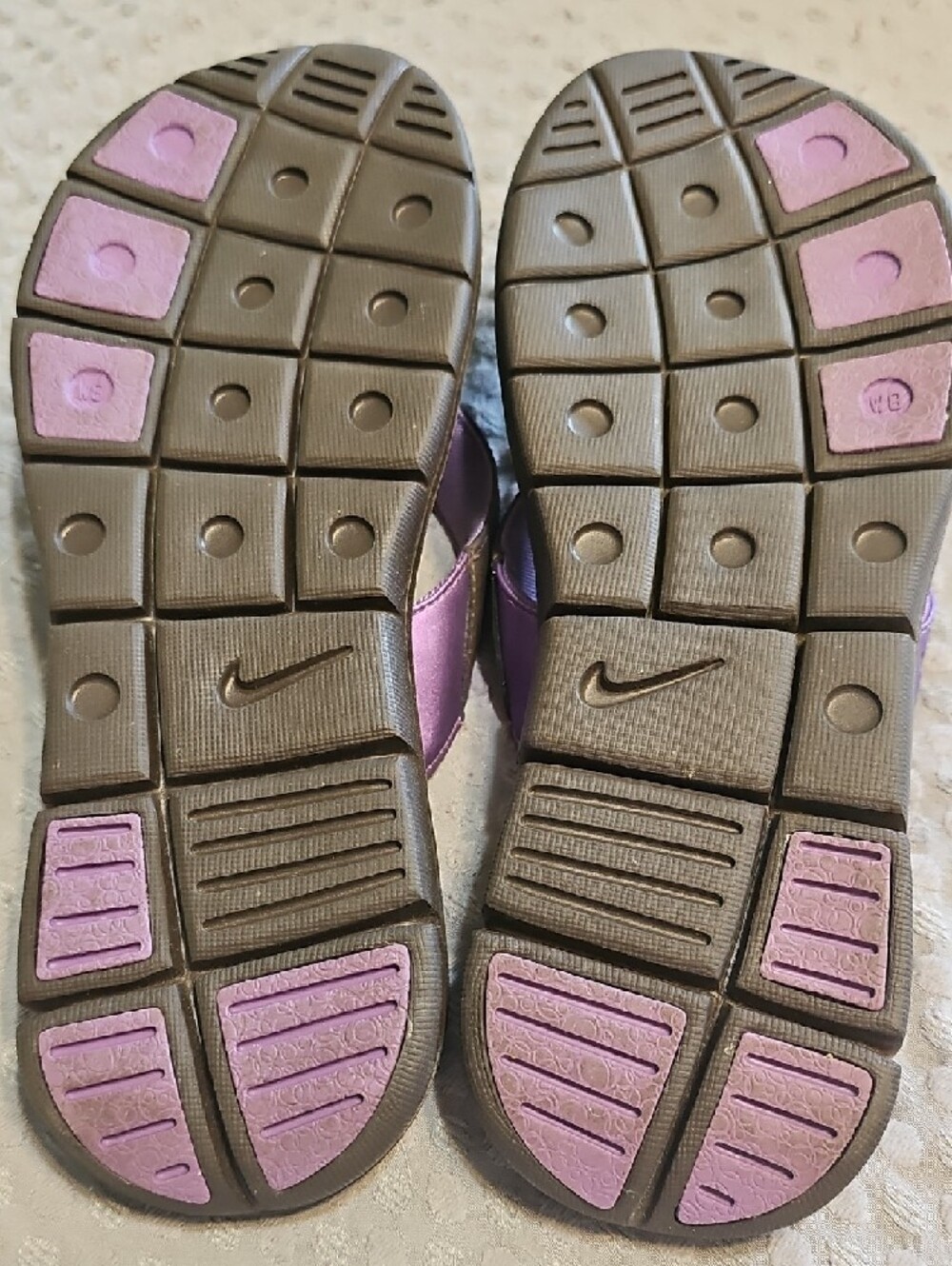 Nike Black and Purple Women's Sporty Thong Sandals - Picture 5 of 6